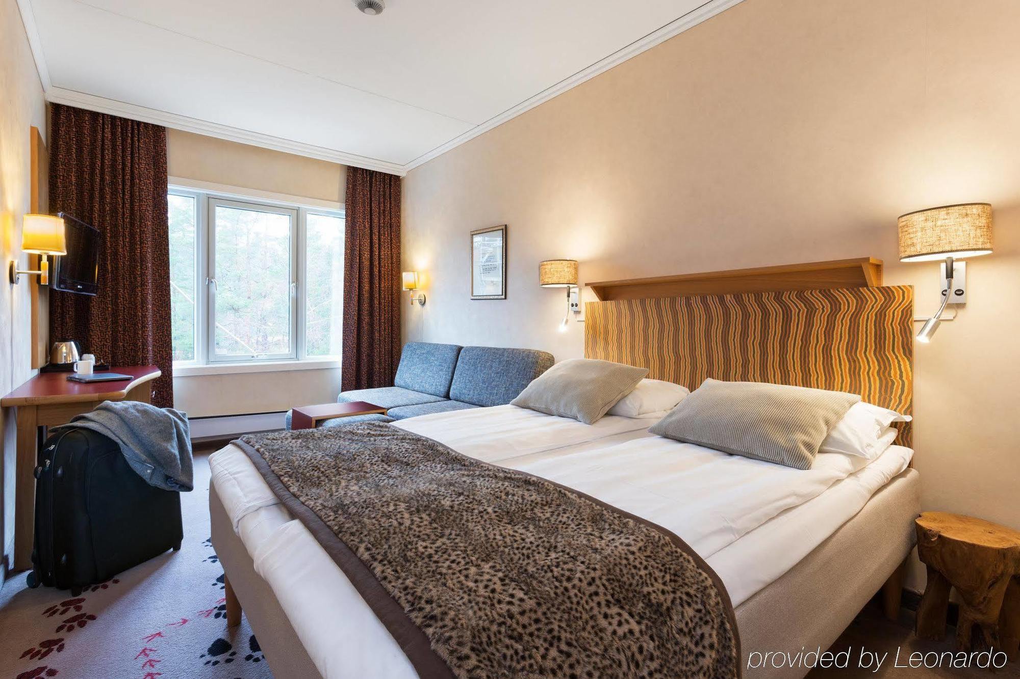 Dyreparken Safarihotell Кристиансан Екстериор снимка
