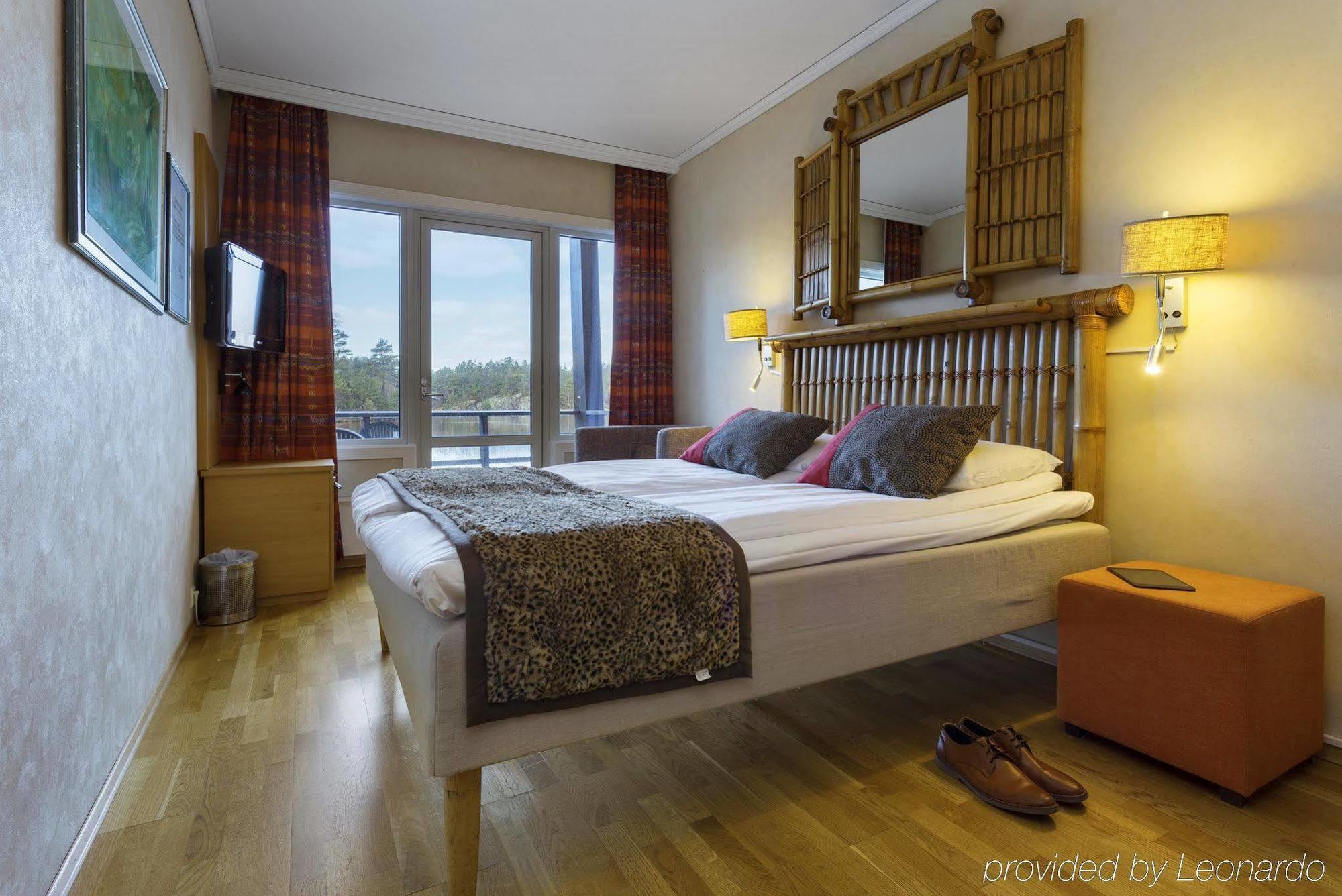 Dyreparken Safarihotell Кристиансан Екстериор снимка